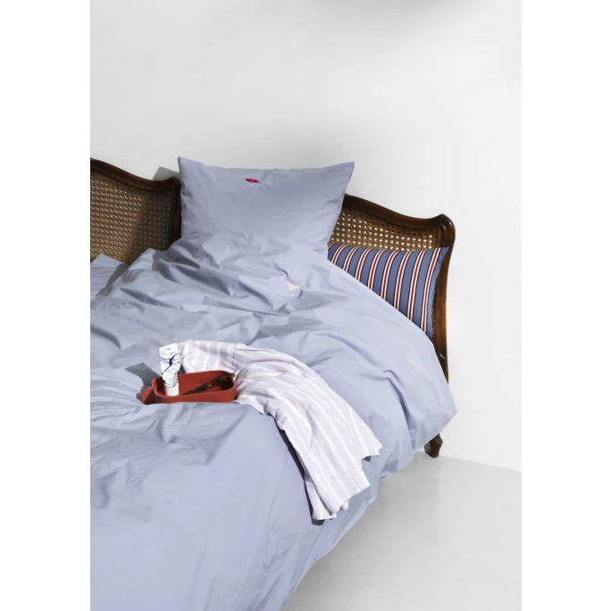 Normann Copenhagen Eclat Kissen Mit Füllung - 33x60 Cm - Blue Violet Multi 3 Normann Copenhagen Eclat Kissen Mit Füllung - 33x60 Cm - Blue Violet Multi – Bild 3